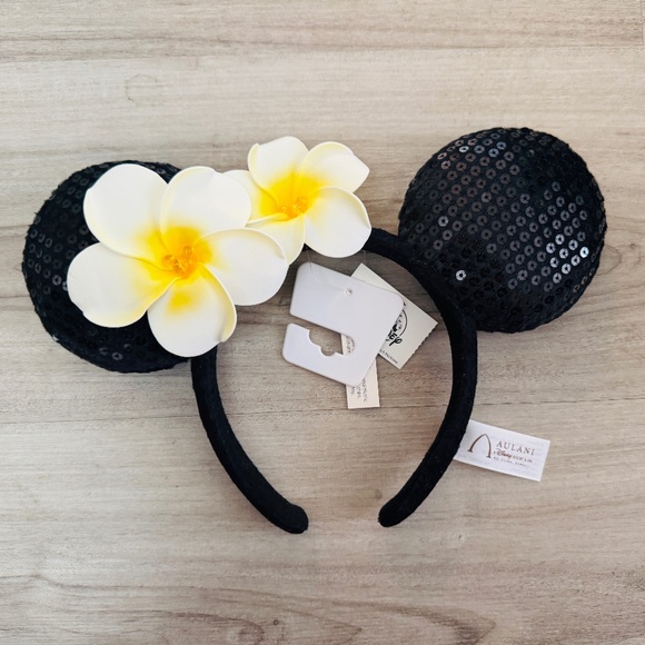 Disney Accessories - Disney - Aulani Minnie Ears, Plumeria Flowers, Brand New with Tags!